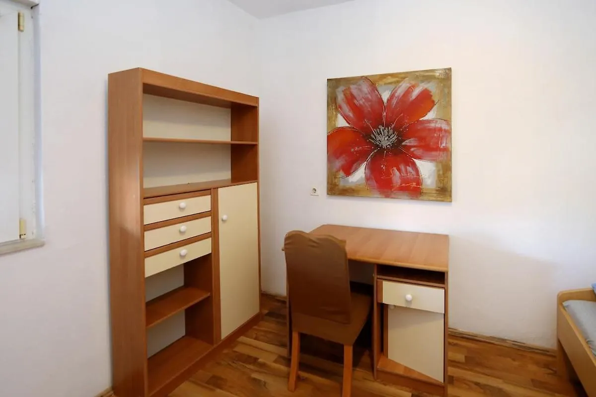 Apartman Marco 2 비빈제
